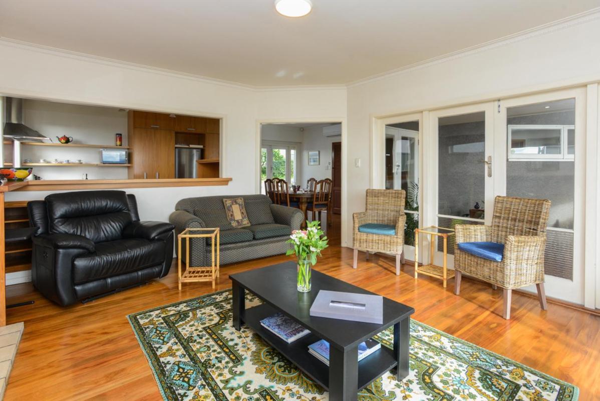 Breakwater Cottage - Napier Holiday Home Εξωτερικό φωτογραφία