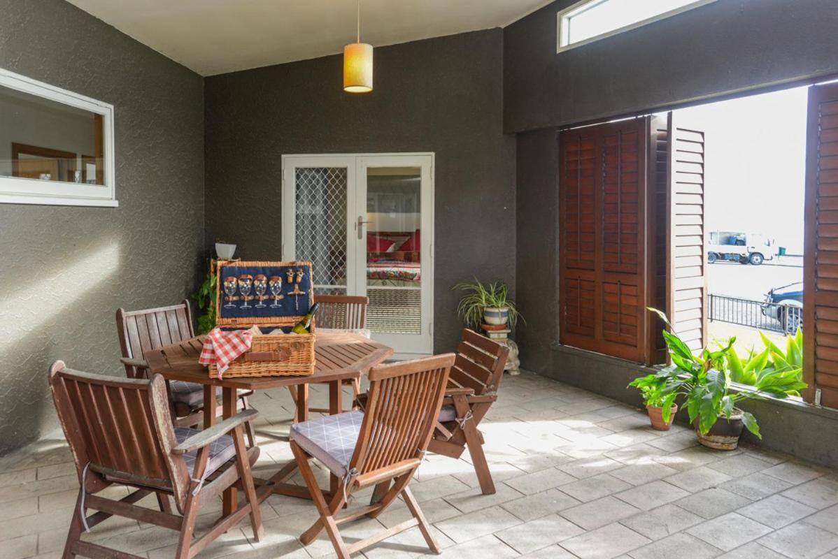Breakwater Cottage - Napier Holiday Home Εξωτερικό φωτογραφία